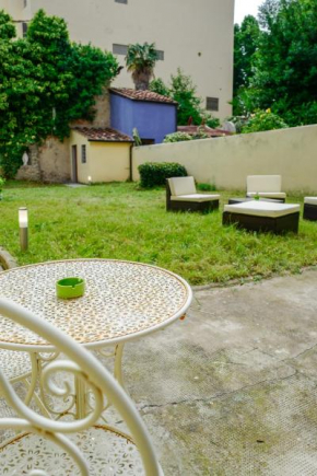 Urban secret Garden SMN station - Fancy Apartments